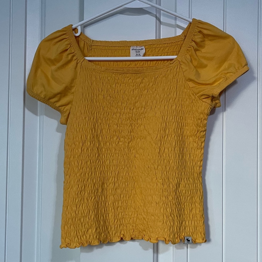 Girls Abercrombie short sleeve crop top